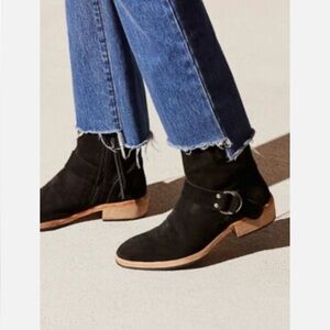 FREE PEOPLE BLACK SUEDE LEATHER VIENNA ANKLE BOOTS SZ  EU36 US 6